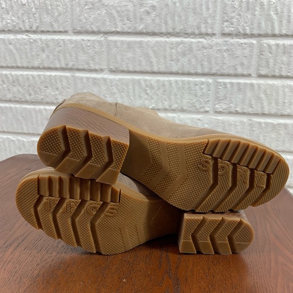 Sorel Cate Cut Out Suede Bootie Ash Brown NWOB 9.5 - Picture 9 of 10